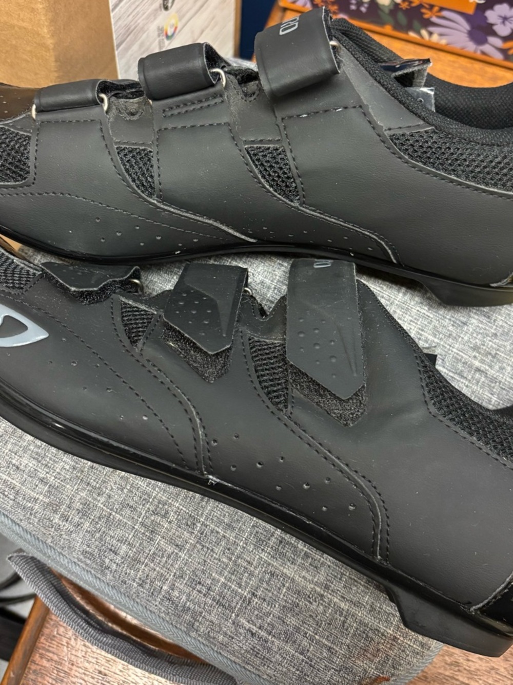 Giro Black Cycling Shoe with Three Strap Closures - Picture 3 of 5